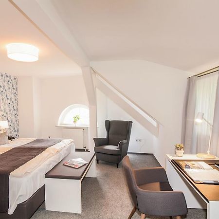 Hofgut Dippelshof Hotel- Und Restaurant Kg Mühltal Eksteriør bilde