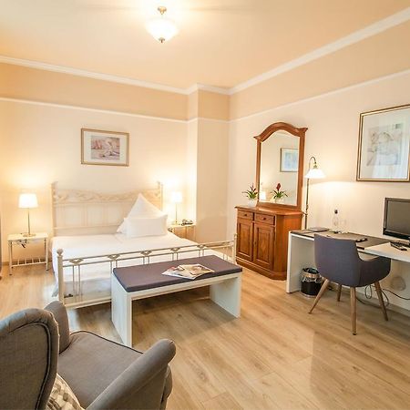 Hofgut Dippelshof Hotel- Und Restaurant Kg Mühltal Eksteriør bilde